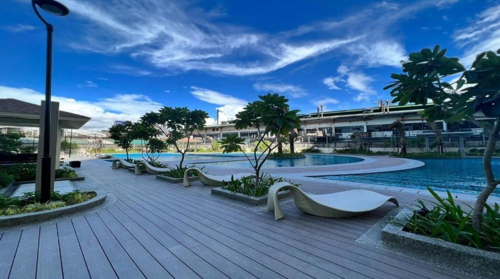 1Br Prisma Residences Dmci Stylish Condo Pasig City Exterior photo