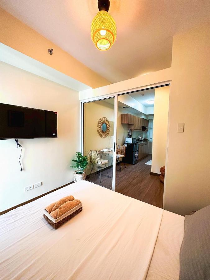 1Br Prisma Residences Dmci Stylish Condo Pasig City Exterior photo