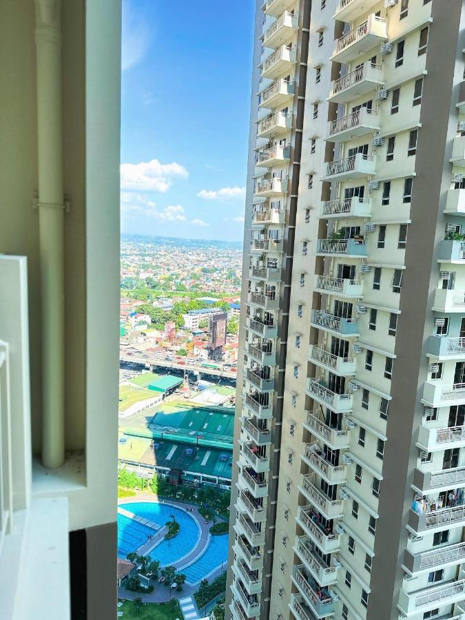 1Br Prisma Residences Dmci Stylish Condo Pasig City Exterior photo